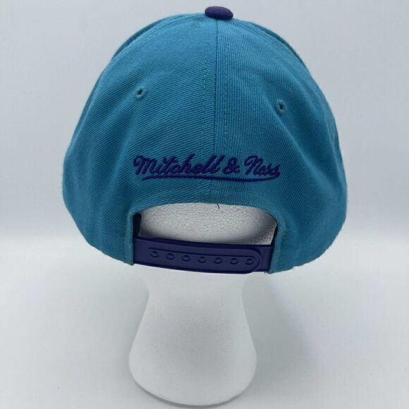 Mitchell & Ness Hat Charlotte Hornets Snapback Hardwood Classics Basketball Cap - Picture 3 of 8